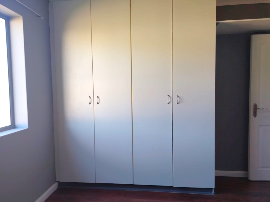 To Let 2 Bedroom Property for Rent in Whispering Pines Western Cape